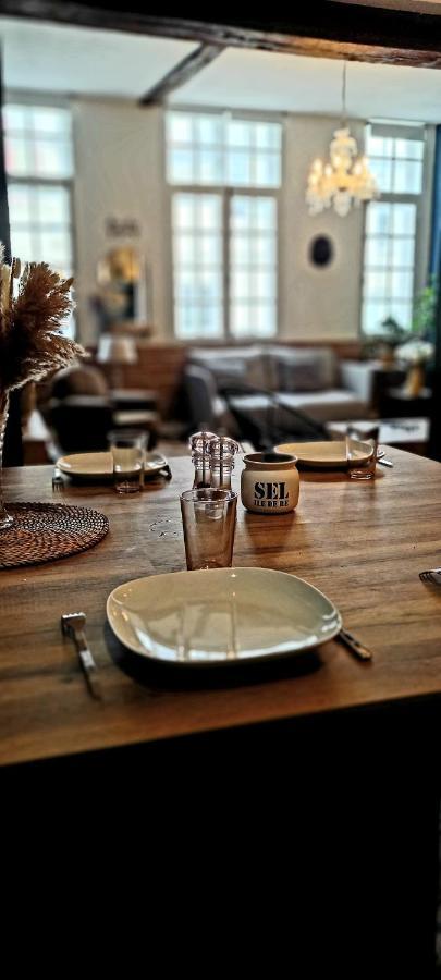La Rochelaise : Appartement Calme & Somptueux Dans L'Hyper Centre. ลาโรแชล ภายนอก รูปภาพ