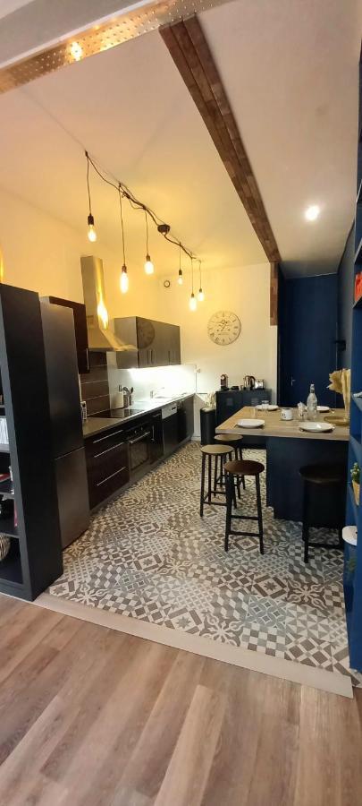 La Rochelaise : Appartement Calme & Somptueux Dans L'Hyper Centre. ลาโรแชล ภายนอก รูปภาพ